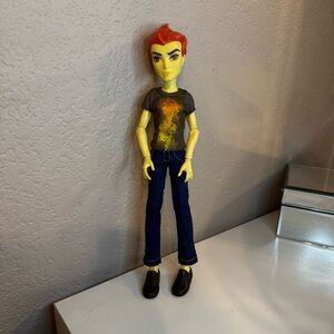 Monster High Home Ick Heath Burns Doll
